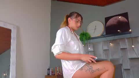 Snapshot of liaamoretti__ chatting on 07/07/26, 03:09 L I A online show from 07/07/26, 03:09