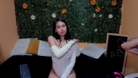 liaandjefferson online show from 12/22/24, 07:54