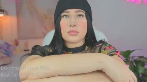 Lia Cox online show from 09/13/25, 03:17