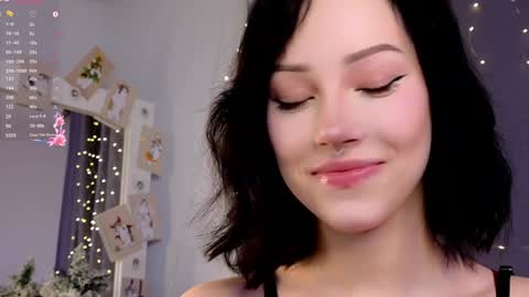 Lia  online show from 01/21/25, 10:30