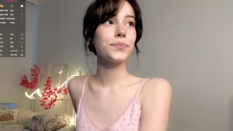 Lia  online show from 05/23/26, 09:24
