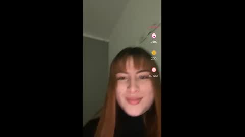 Snapshot of liahferrerr chatting on 10/27/25, 11:20 Liah Ferrer online show from 10/27/25, 11:20