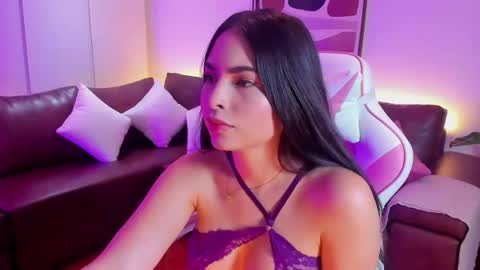 Liah online show from 09/21/25, 10:11