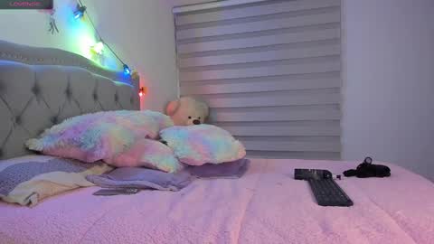 Snapshot of liahkimi chatting on 02/12/25, 05:05 Lia online show from 02/12/25, 05:05