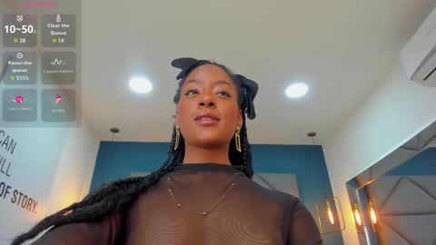 liahparis online show from 12/18/25, 02:45