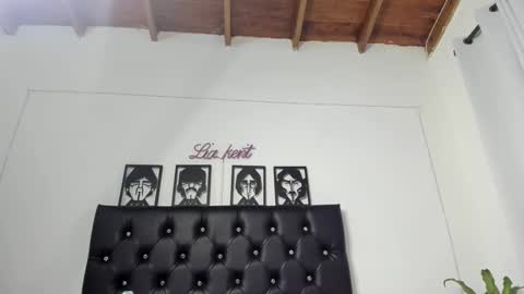 Lia Kent online show from 12/01/24, 11:58