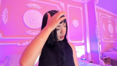 Snapshot of lialovet chatting on 04/15/26, 07:58 Lia lovet online show from 04/15/26, 07:58