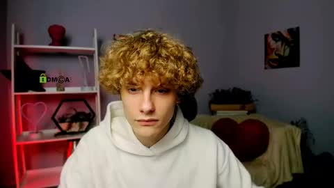 Liam online show from 03/06/25, 06:41