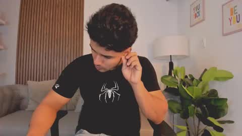 Liam Collins online show from 10/07/25, 11:51