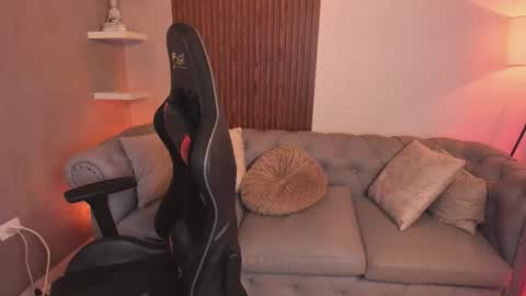 Snapshot of liam_colliins chatting on 02/16/26, 11:39 Liam Collins online show from 02/16/26, 11:39