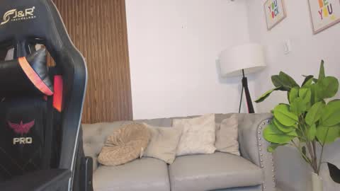 Snapshot of liam_colliins chatting on 02/17/26, 11:50 Liam Collins online show from 02/17/26, 11:50