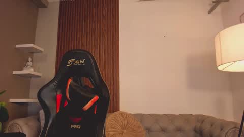 Snapshot of liam_colliins chatting on 03/18/26, 02:31 Liam Collins online show from 03/18/26, 02:31