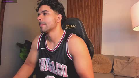 Snapshot of liam_colliins chatting on 03/25/26, 12:00 Liam Collins online show from 03/25/26, 12:00