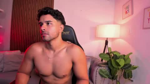 Snapshot of liam_colliins chatting on 05/08/26, 12:10 Liam Collins online show from 05/08/26, 12:10
