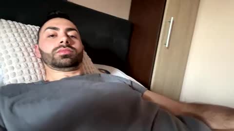 Liam online show from 02/21/25, 06:29