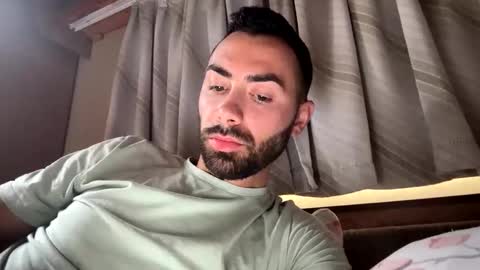 Liam online show from 09/21/25, 08:05