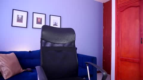 Snapshot of liam_enzho chatting on 02/19/25, 02:44 Liam online show from 02/19/25, 02:44