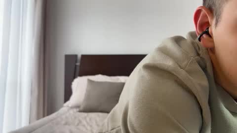 Snapshot of liam_enzho chatting on 09/28/25, 02:11 Liam online show from 09/28/25, 02:11