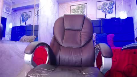 Liam online show from 03/01/25, 07:26