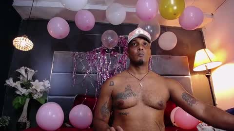 Liam online show from 09/20/25, 08:32