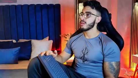 LIAM KLEIN online show from 07/15/26, 11:15