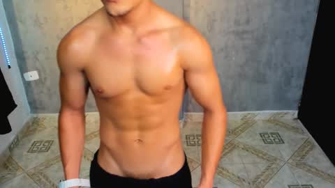 liam_knight online show from 10/30/25, 02:24