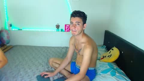 liam_mendoza online show from 09/22/25, 04:14