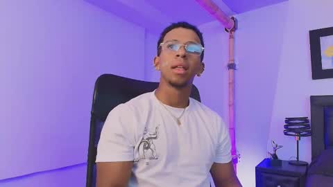 LIAM online show from 09/27/25, 09:09