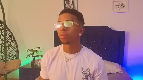 LIAM online show from 10/20/25, 04:13