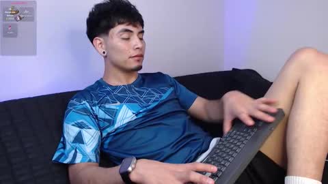 Liam online show from 10/11/25, 02:11