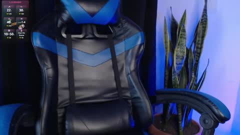 Liam online show from 10/22/25, 04:57