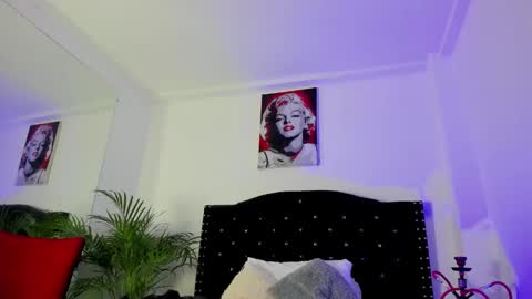 Call me Lian online show from 04/06/26, 12:06