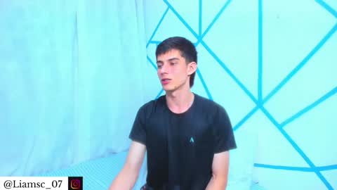 Snapshot of liam_scott77 chatting on 02/04/26, 02:06 Liam scott77 online show from 02/04/26, 02:06