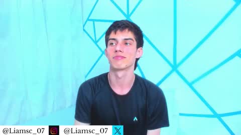 Snapshot of liam_scott77 chatting on 02/18/26, 10:39 Liam scott77 online show from 02/18/26, 10:39