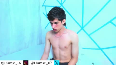 Snapshot of liam_scott77 chatting on 04/07/26, 03:29 Liam scott77 online show from 04/07/26, 03:29