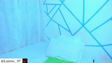 Snapshot of liam_scott77 chatting on 04/12/26, 01:54 Liam scott77 online show from 04/12/26, 01:54