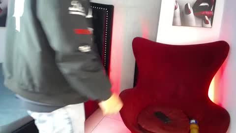 Liam  online show from 02/14/26, 12:02