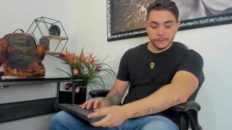 Liam online show from 01/29/25, 12:02