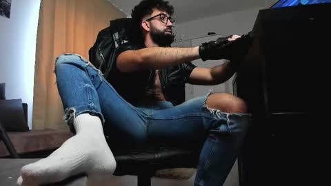 Liam online show from 02/13/26, 07:48