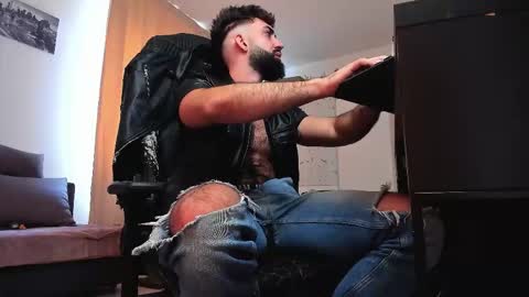 Snapshot of liamaesthetic chatting on 03/25/26, 07:58 Liam online show from 03/25/26, 07:58