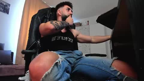 Snapshot of liamaesthetic chatting on 04/18/26, 07:34 Liam online show from 04/18/26, 07:34