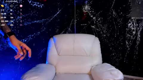 Snapshot of liamdeep_ chatting on 09/25/25, 04:32 LiamDeep online show from 09/25/25, 04:32