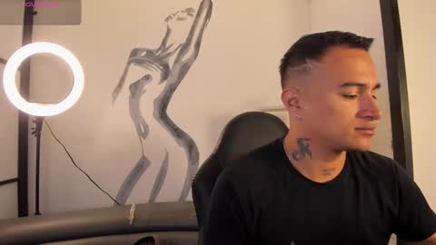 Snapshot of liamdeep_ chatting on 11/30/25, 12:31 LiamDeep online show from 11/30/25, 12:31