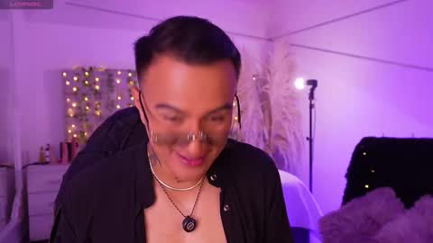 LiamDeep online show from 12/22/25, 10:18