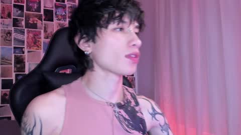 Liam online show from 01/20/25, 05:26