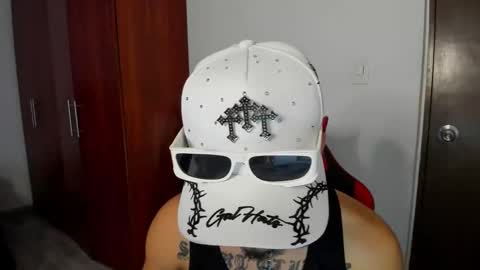 Snapshot of liamhornysex chatting on 04/19/26, 10:56 liamhornysex online show from 04/19/26, 10:56