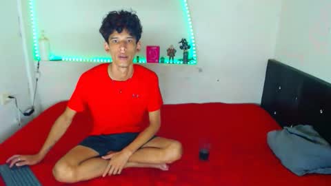 Snapshot of liammendoza98 chatting on 04/26/26, 03:37 LIAM KAI online show from 04/26/26, 03:37