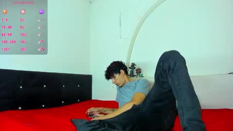 Snapshot of liammendoza98 chatting on 05/21/26, 12:12 LIAM KAI online show from 05/21/26, 12:12
