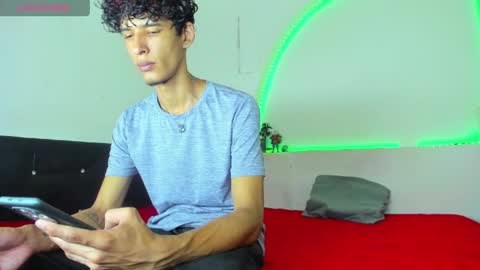 Snapshot of liammendoza98 chatting on 05/27/26, 12:02 LIAM KAI online show from 05/27/26, 12:02