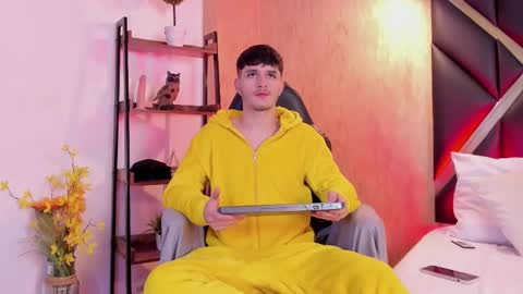 liammuller online show from 10/30/25, 11:55